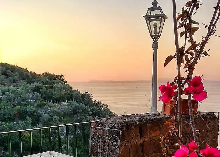 Desiree Отель 2*