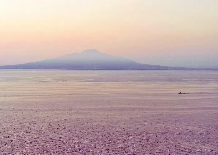 Desiree Отель Сорренто