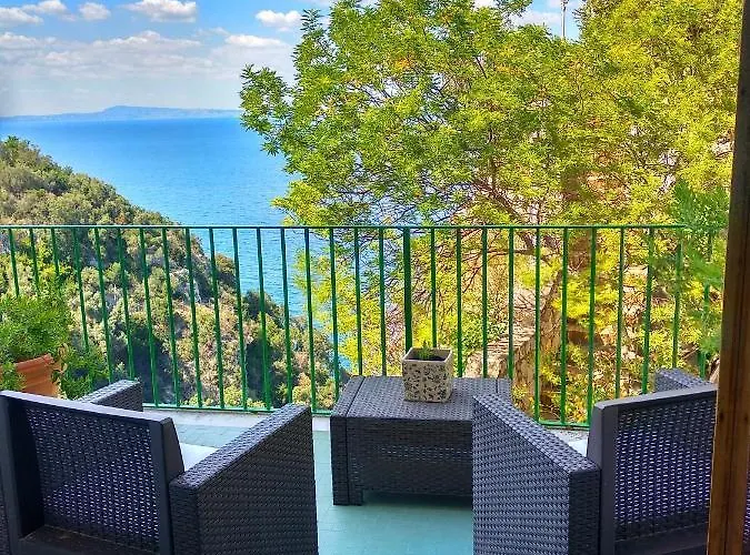 Desiree Hotel Península Sorrentina