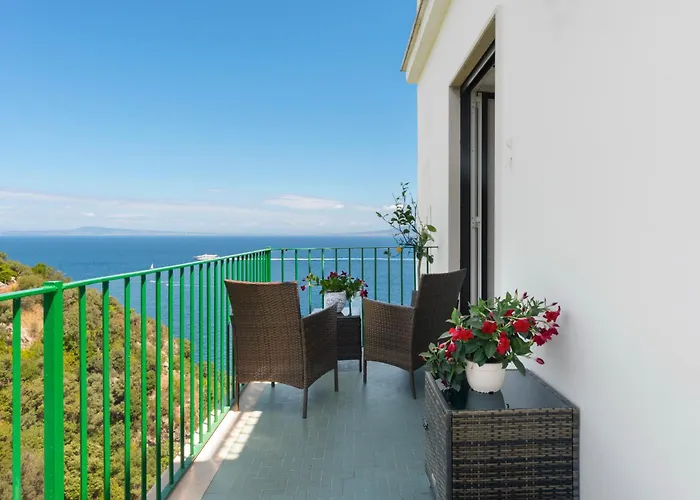 Desiree 2* Península Sorrentina