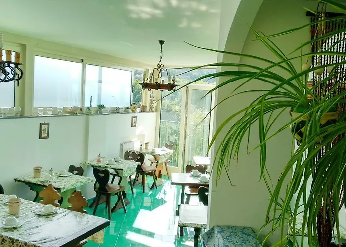 Desiree 2* Península Sorrentina