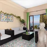 Hotel Desiree 2*